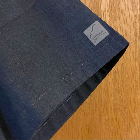 Butter-soft Stretch Women’s Scrub top, NWT, size L. (S108) - Picture 6 of 10